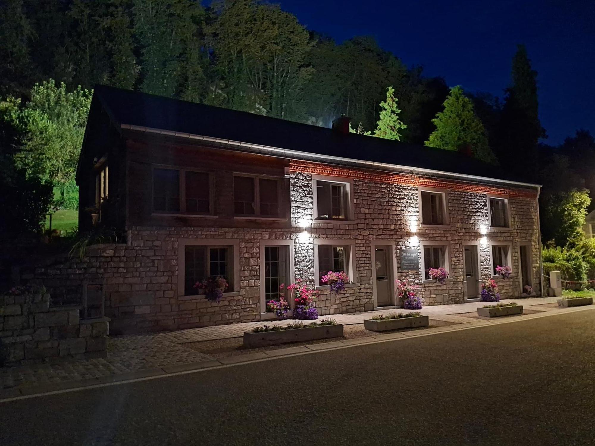 Gite Les Longs Pres Lompret Exterior foto